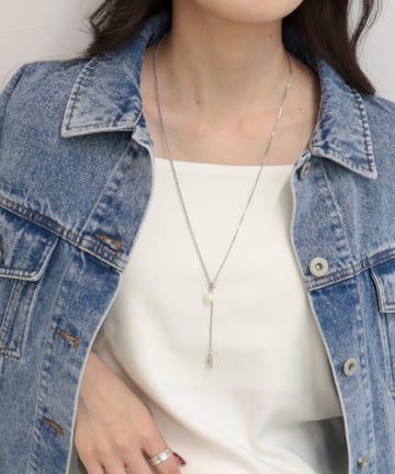 FREDY & GLOSTER(フレディ アンド グロスター) パールチャームY字ネックレス