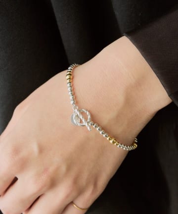 ear PAPILLONNER(イア パピヨネ) 《スターリングシルバー使用》縞々ナバホパールブレスレット