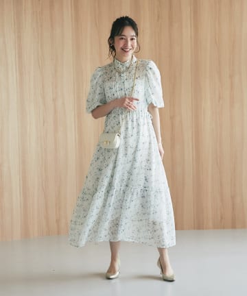 La boutique BonBon(ラブティックボンボン) フラワープリントバルーンスリーブワンピース