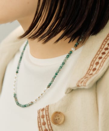 ear PAPILLONNER(イア パピヨネ) グリーンストーン×パールネックレス