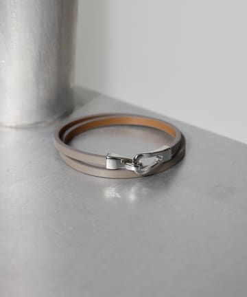 ear PAPILLONNER(イア パピヨネ) 2連シンプルフックブレスレット