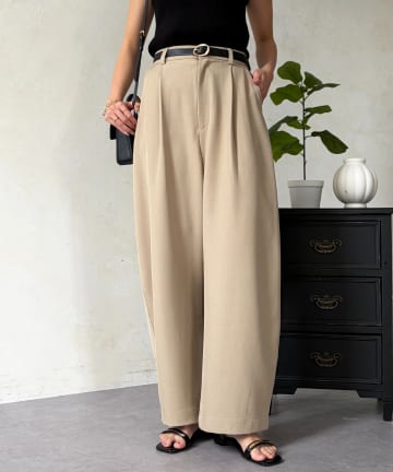 Chez toi(シェトワ) カーブパンツ