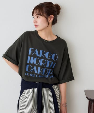 DISCOAT(ディスコート) 【Enlude/WEB限定で新色追加！】ヒビワレロゴヴィンテージライクTシャツ《ユニセックス》