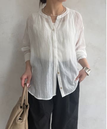 Jena　espace merveilleux(ジェナ　エスパスメルヴェイユ) プチボタンガーゼシャツ