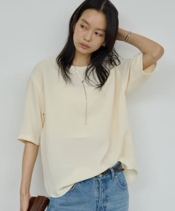 GALLARDAGALANTE(ガリャルダガランテ) 【大人気BLに半袖verが登場！】バックスリットハーフスリーブブラウス