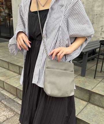 Lattice(ラティス) シンプルポケットショルダーバッグ