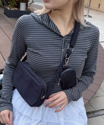 Lattice(ラティス) ポーチ付きナイロンショルダーバッグ