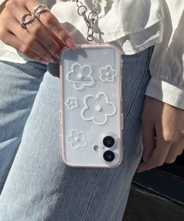 Lattice(ラティス) フラワープリントスマホケース(iPhone16)