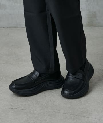 COLONY 2139(コロニー トゥーワンスリーナイン) 軽量ハイソールローファー