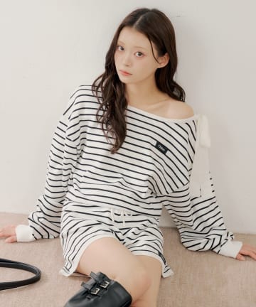 Chico(チコ) 【3/12(木) 0:00～予約開始】ワンショルボーダーニット