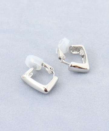 NOLLEY'S(ノーリーズ) 【grace grace/グラスグラス】スクエアＧ型イヤリング