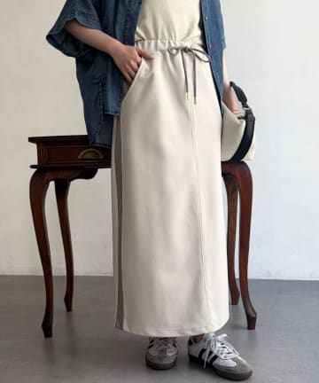 Chez toi(シェトワ) サイドラインイージースカート