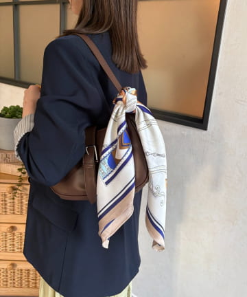 Thevon.(ゼヴォン) アソート柄70cmスカーフ