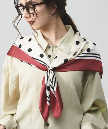 3COINS(スリーコインズ) 大判スカーフ：90×90cm