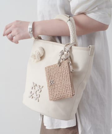 russet(ラシット) ナイロンラフィアスクエアマルチケース