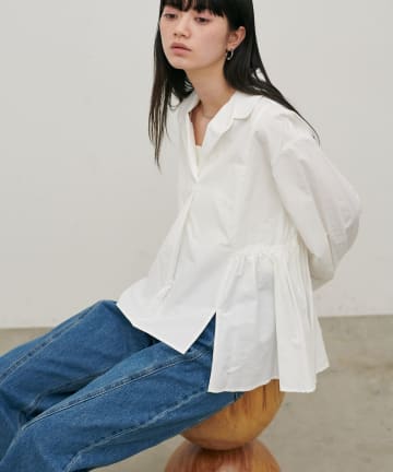 LARUTA(ラルータ) 裾フレアブロードブラウス