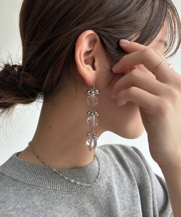 DOUDOU(ドゥドゥ) 3連クリアロングピアス