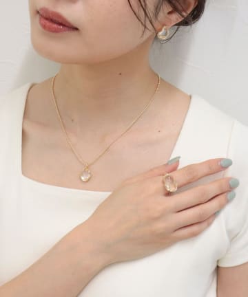 FREDY & GLOSTER(フレディ アンド グロスター) フェイクストーントップネックレス