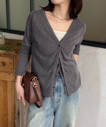 Thevon.(ゼヴォン) Vネックレイヤード風スラブカーディガン