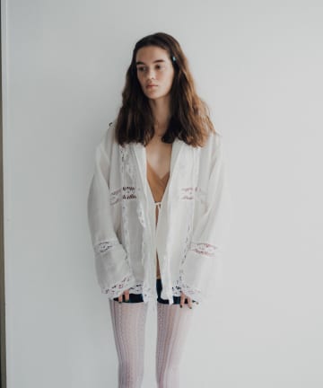 Pasterip(パセリ) Battenberg lace design blouse