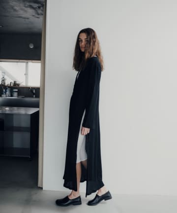 Pasterip(パセリ) Waffle slit V-neck dress