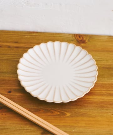 salut!(サリュ) 菊皿15cm