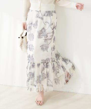 natural couture(ナチュラルクチュール) フラワープリントティアードスカート