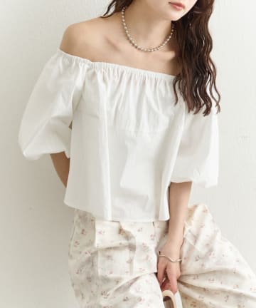 mystic(ミスティック) 《4/2(THU) 12:00予約START》オフショル袖バルーンブラウス