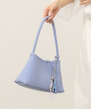 NOLLEY'S(ノーリーズ) 【MAQWEL/マクウェル】ホルダーチャーム付きワンハンドルバッグ