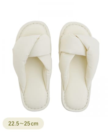 3COINS(スリーコインズ) クロススリッパ