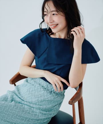 natural couture(ナチュラルクチュール) アシメカラーオフショルブラウス