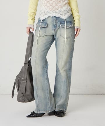 WHO’S WHO gallery(フーズフーギャラリー) スタースタッズフレアデニム