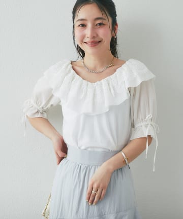 La boutique BonBon(ラブティックボンボン) リップルレース衿ブラウス
