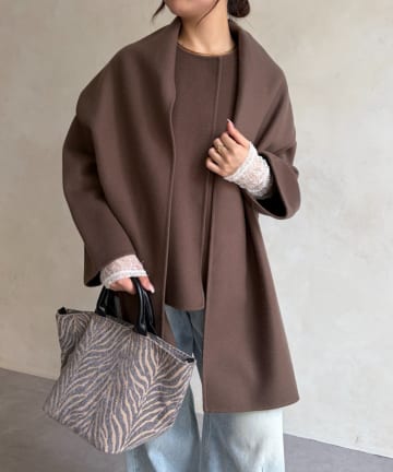 Jena　espace merveilleux(ジェナ　エスパスメルヴェイユ) ストール付きコート