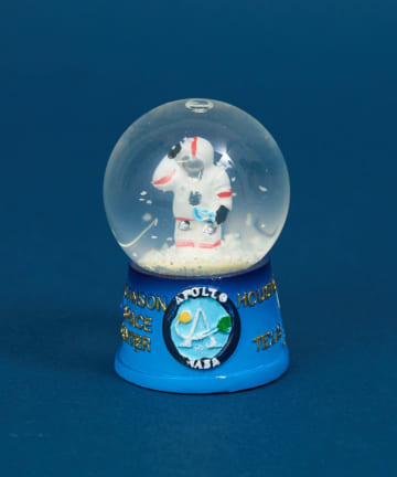 BIRTHDAY BAR(バースデイバー) NASA snow globe　スノードーム