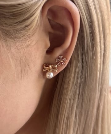 Lattice(ラティス) フラワーリボンピアスセット(4P)