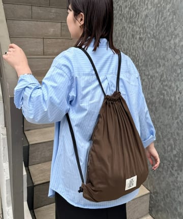 DISCOAT(ディスコート) 【推し活対応/うちわが入る!】ナップサック