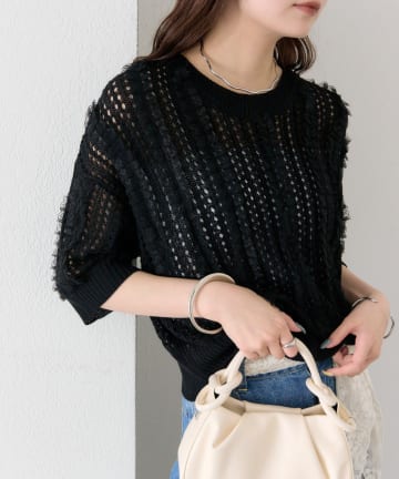 mystic(ミスティック) フリルライン半袖ニット