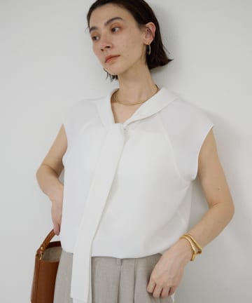 GALLARDAGALANTE(ガリャルダガランテ) 2WAYボウタイブラウス