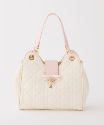 one after another NICE CLAUP(ワンアフターアナザー ナイスクラップ) リボンチャーム付き配色キルティングバック