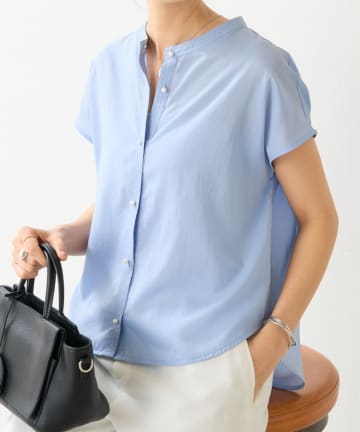 BEARDSLEY(ビアズリー) 《4/14(火)12時予約開始》パールボタンフレンチブラウス《LIVETART》