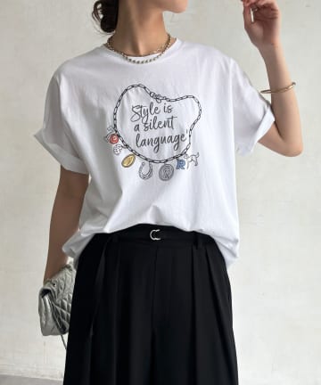 DOUDOU(ドゥドゥ) 【WEB限定】刺繍×プリントチャームイラストTEE