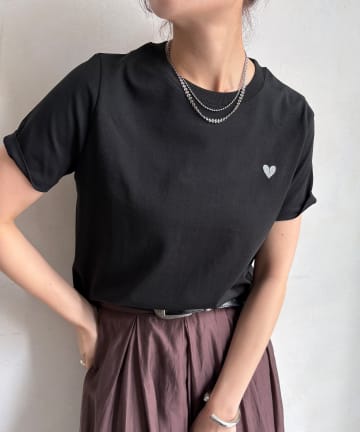 DOUDOU(ドゥドゥ) 【WEB限定】ラメハート刺繍TEE