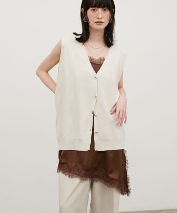 LARUTA(ラルータ) ［WEB限定］リサイクルポリニュアンス釦ベスト