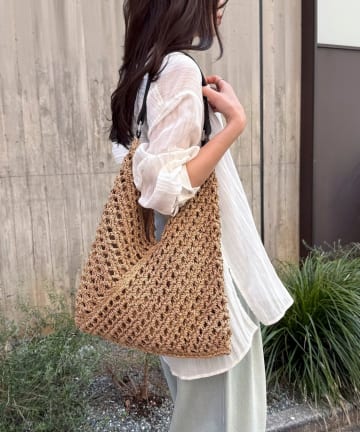 FREDY & GLOSTER(フレディ アンド グロスター) ミックスヤーンペーパー三角バッグ