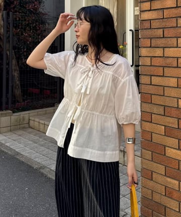 FREDY & GLOSTER(フレディ アンド グロスター) フロントリボンブラウス