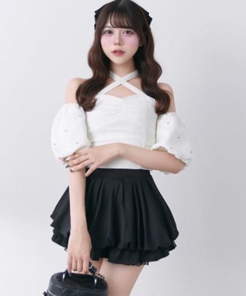 Belle Charme(ベルシャルム) Jewel Offshoulder Tops