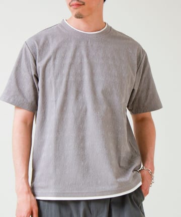 FREDY & GLOSTER(フレディ アンド グロスター) 【1枚でレイヤード風】ストライプジャガード フェイクレイヤーTシャツ