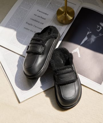 【新品未使用】ウィムガゼット　ゼブラ柄サンダル　サイズ36 Whim Gazette(ウィム ガゼット) サンダル/ミュール/サボの商品一覧