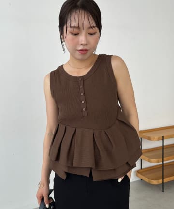 CAPRICIEUX LE'MAGE(カプリシュレマージュ) レディースのトップスの